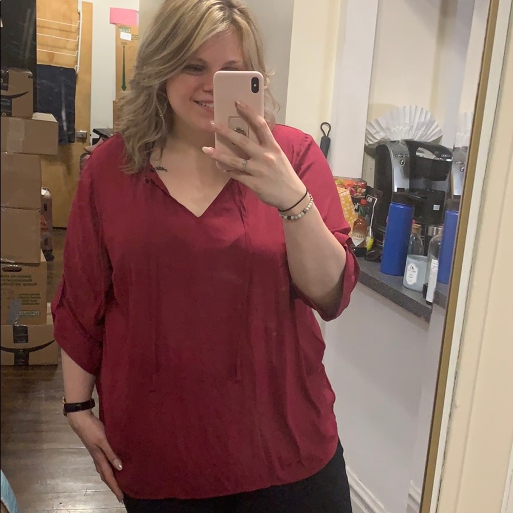 NWOT torrid tie neck red blouse, size 3